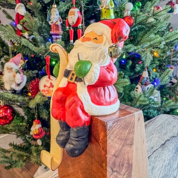 1984 Vintage Hallmark Santa Claus Christmas List Shelf Sitter Stocking Hanger - Picture 4 of 10